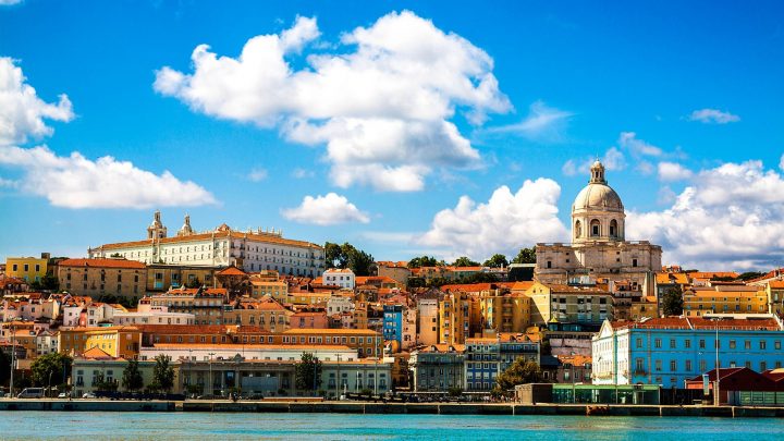 Porto, Lisbon hay Algarve mới là mảnh đất vàng?